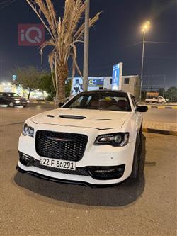 کرایسلەر 300